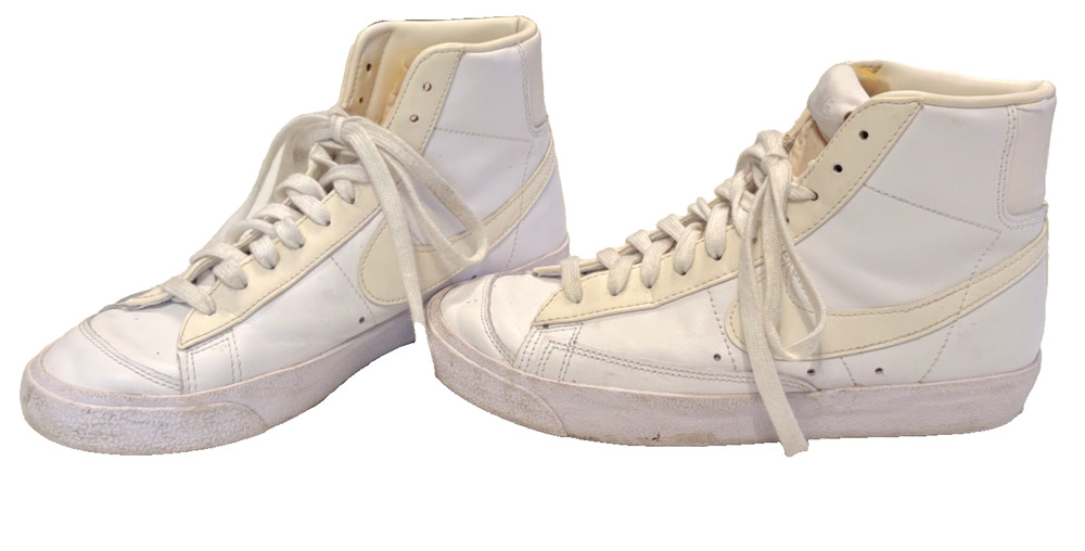 Nike Blazer Mid '77 Sneakers Womens 8.5 Triple White Leather Shoes CZ1055-117